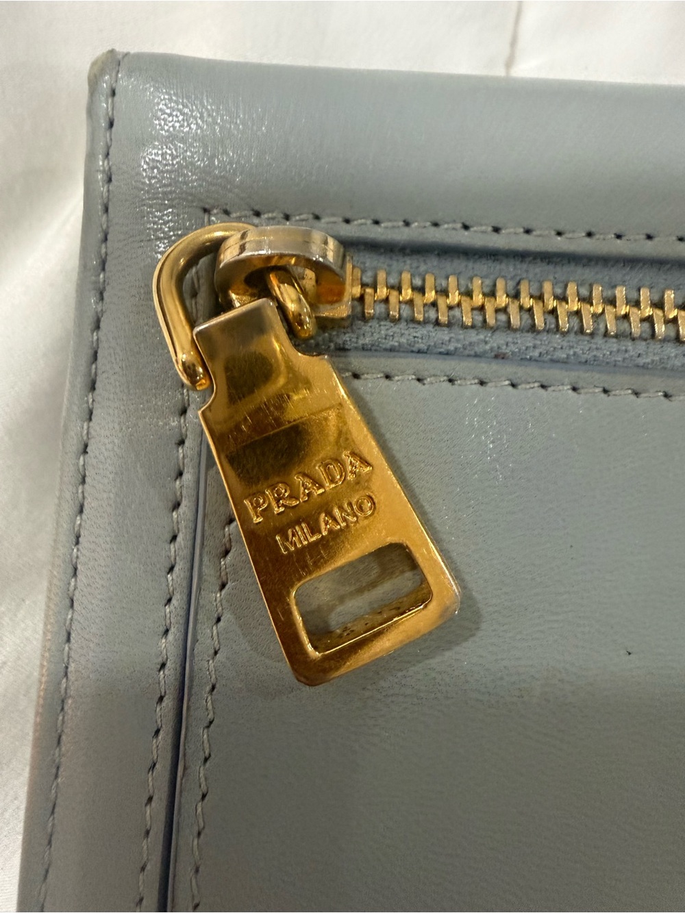 Prada Grey Leather Continental Wallet with Cocktail on Patch - Picture 6 of 9